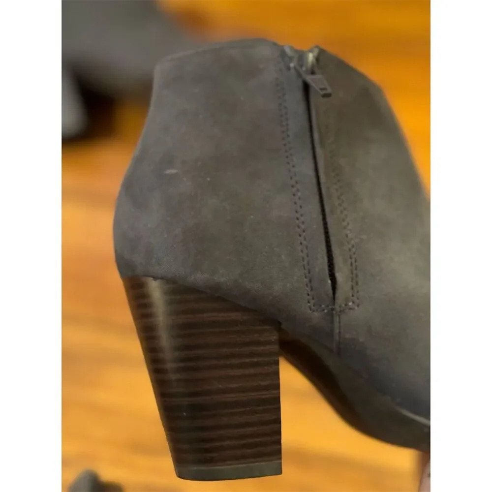 Old Navy Suede Ankle Boots - Picture 14 of 14